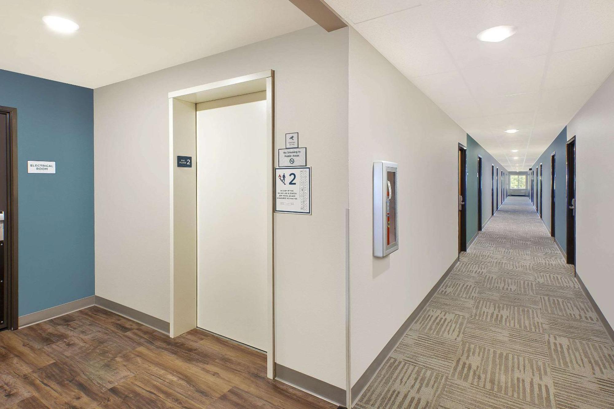 Woodspring Suites St Louis St Charles Saint Charles Екстер'єр фото